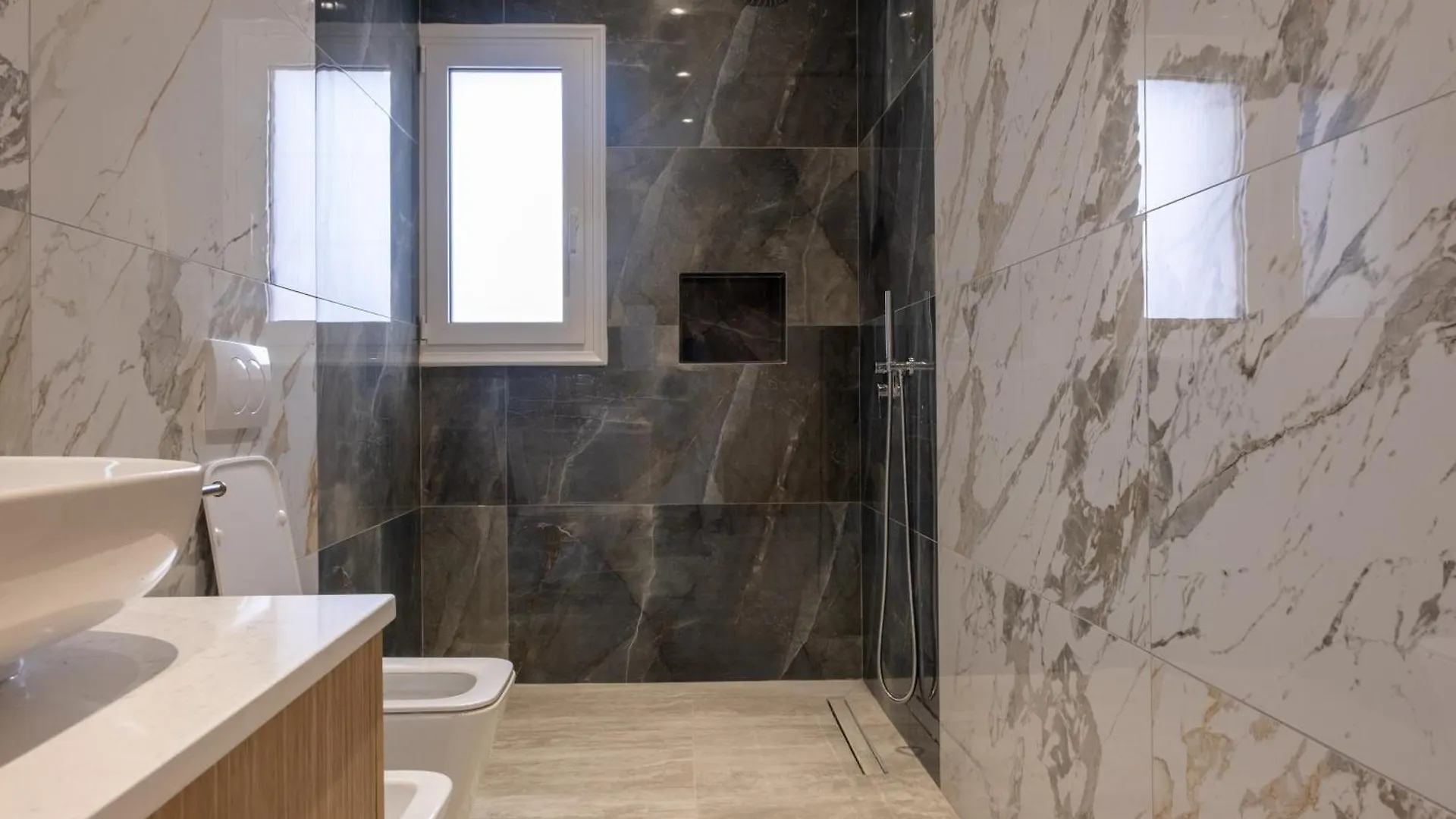 Nolan Apartment Dıraç 0*,  Arnavutluk