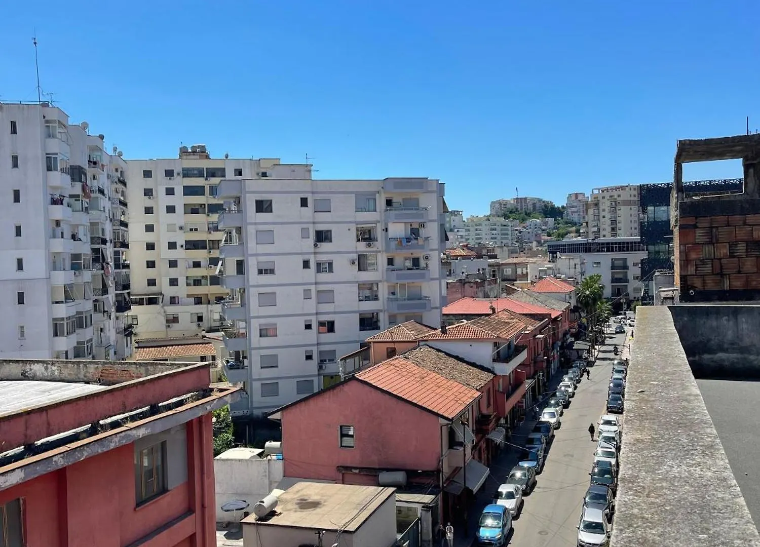 Nolan Apartment Dıraç