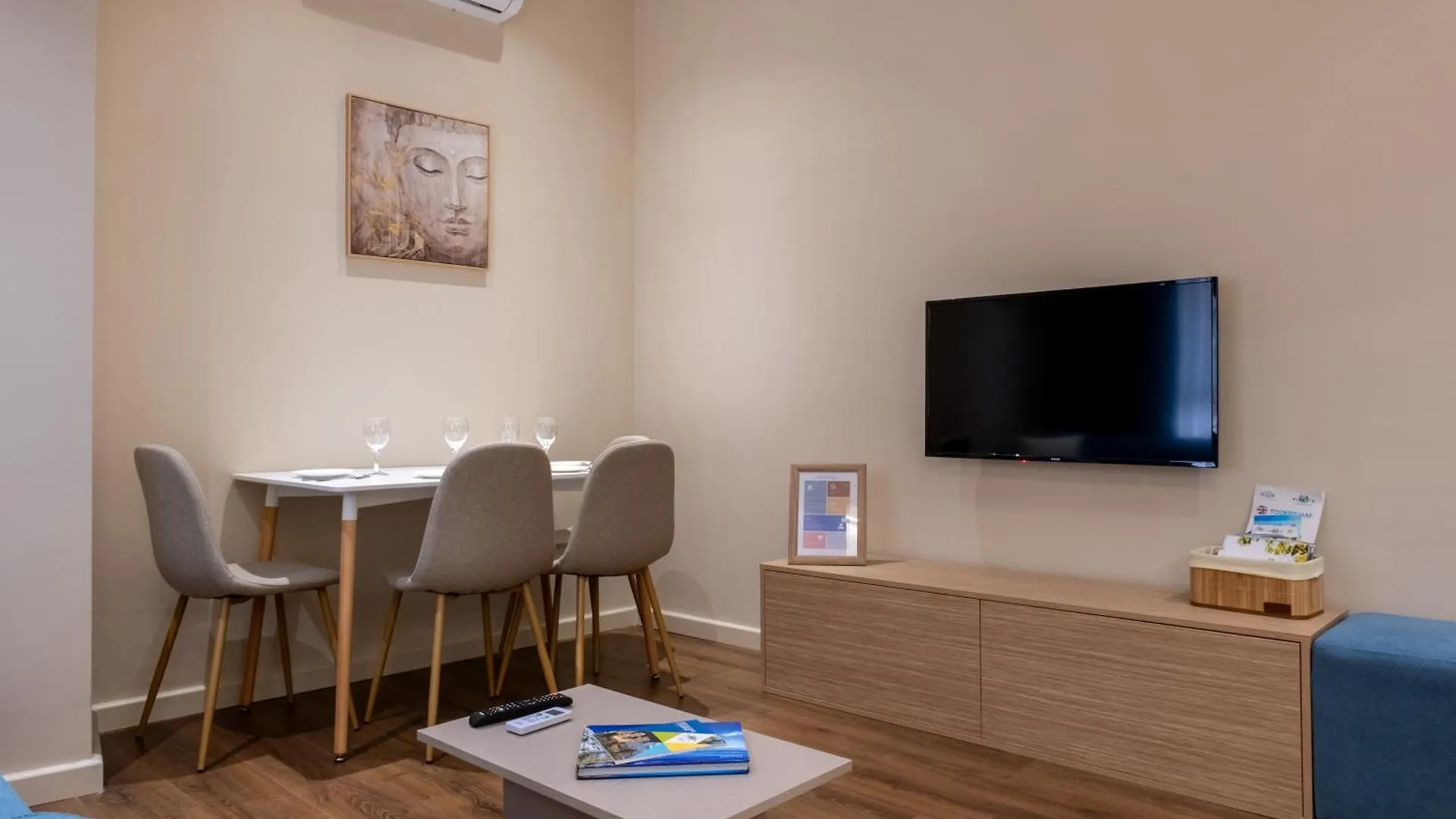 Nolan Apartment Dıraç