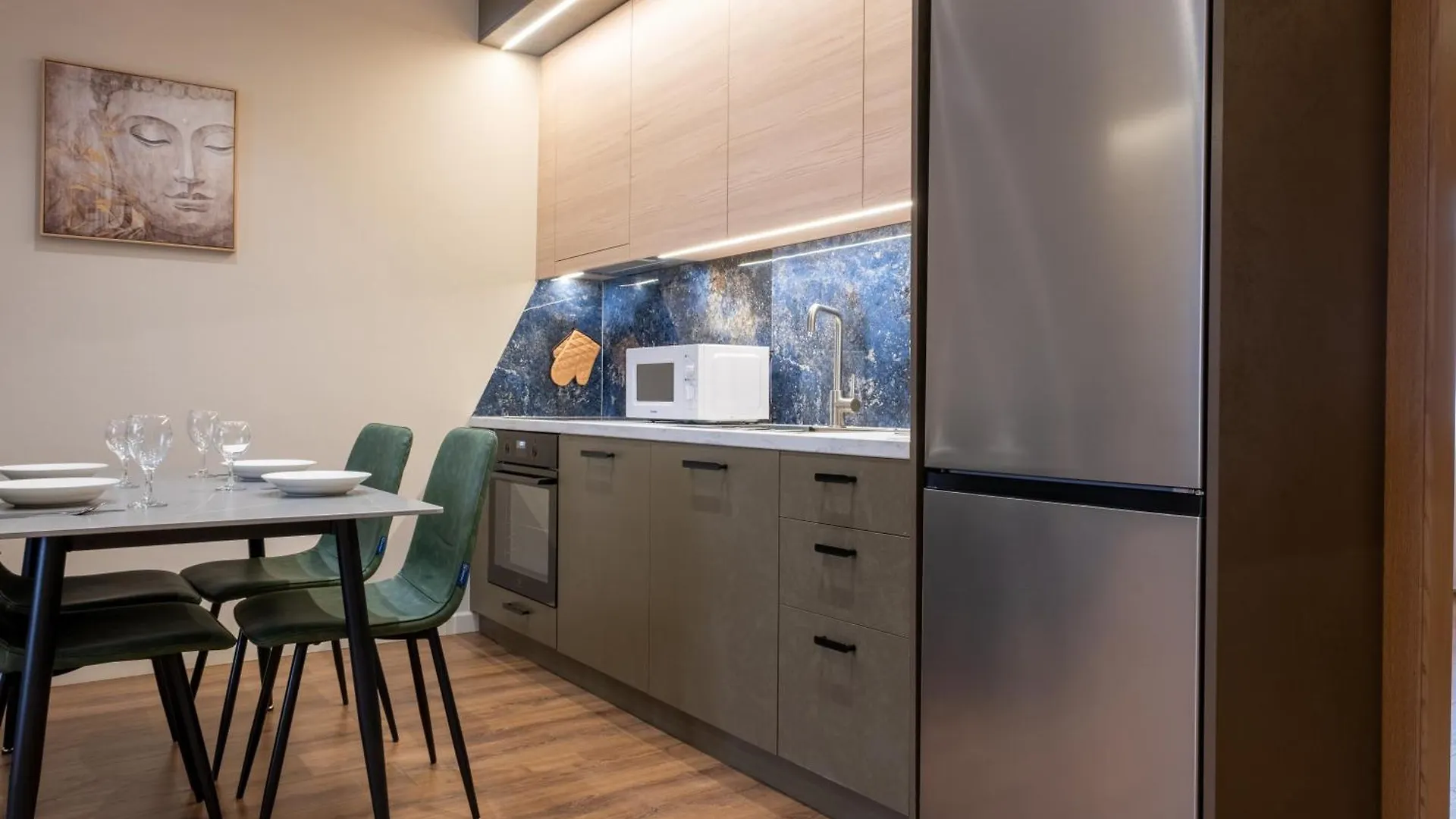 Nolan Apartment Dıraç